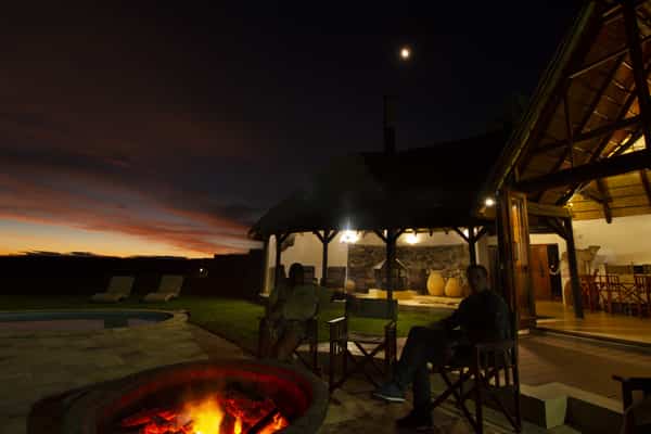 Babi-Babi hunting safari Namibia relaxation and fellowship - EN